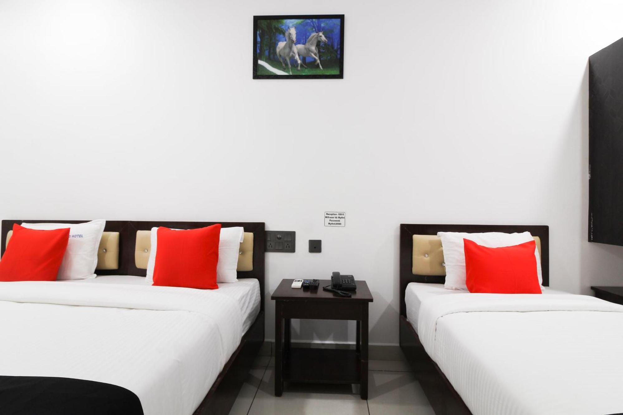 แคปิตัล โอ 63727 ไมตรี โฮเต็ล Hotel Maula Ali ภายนอก รูปภาพ